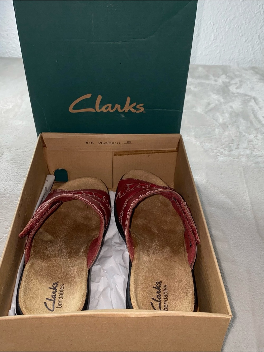 Clarks Lexi Daisy Red leather Sandal Size 7.5 - Picture 8 of 9